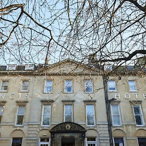 Francis 4*, Bath United Kingdom