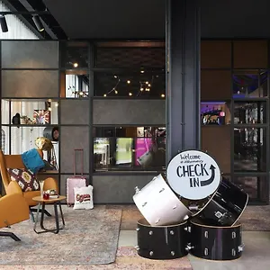 Moxy Birmingham Nec Hotel